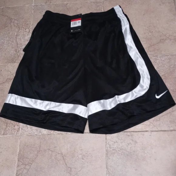 BRAND NEW NIKE MENS BASEBALL SHORT - Picture 16 of 16